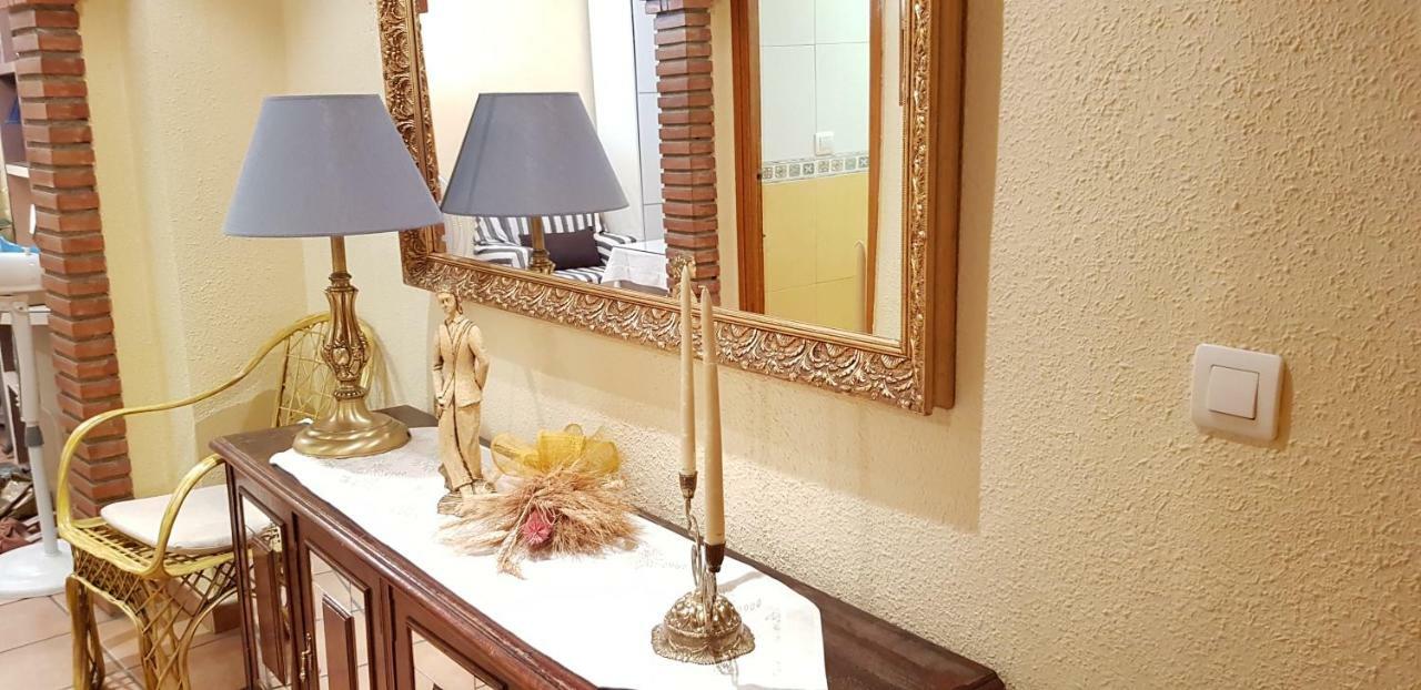 Calle Frailes, 7 Apartamento 2 Granada Luaran gambar